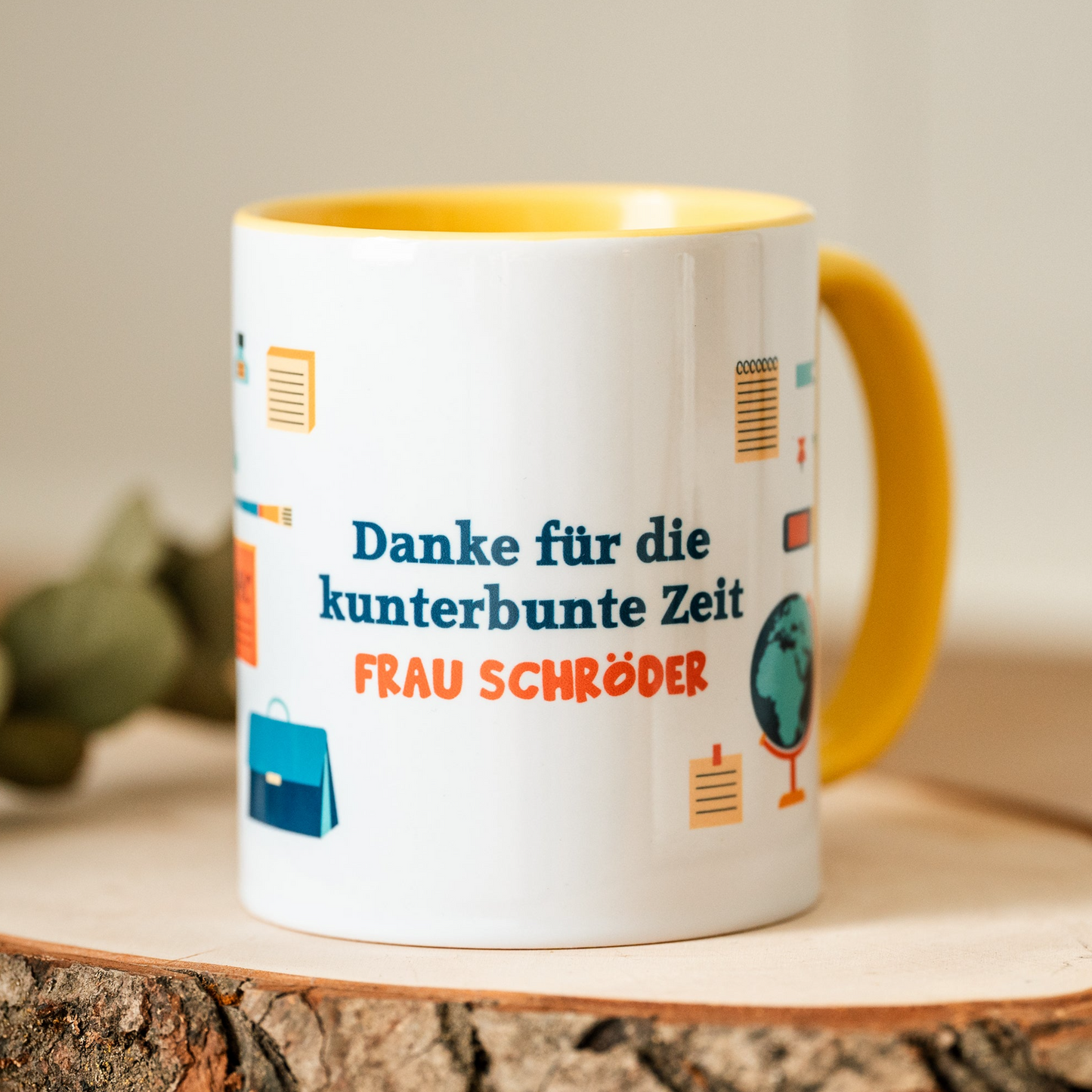 Farbige Keramik Tasse "Danke für die kunterbunte Zeit"