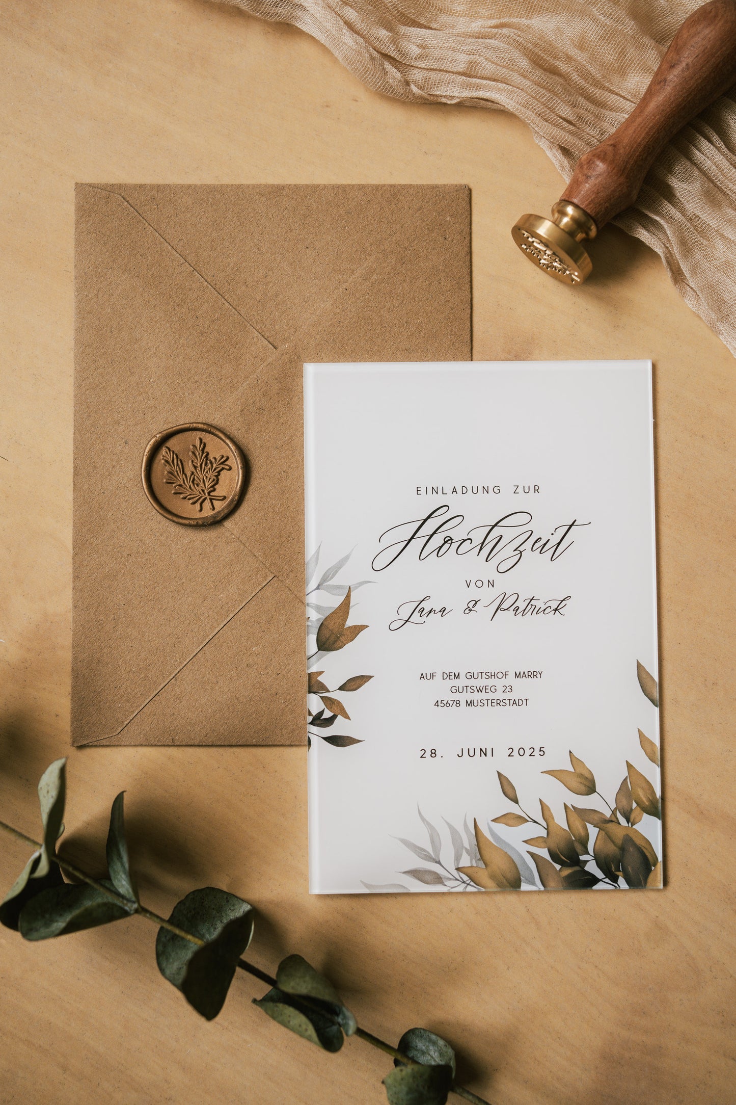 Florale Hochzeitseinladung aus Acrylglas