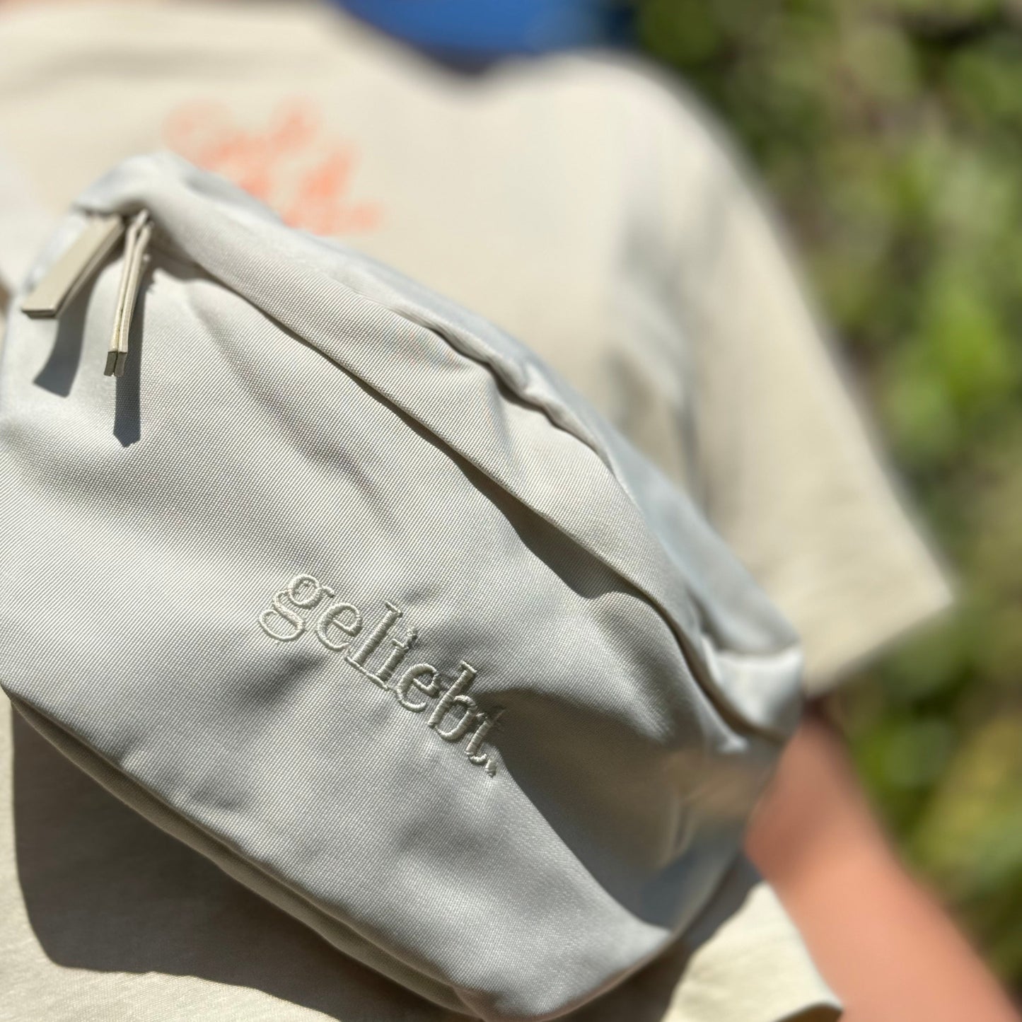 Bauchtasche/Umhängetasche "Geliebt" mit Stick