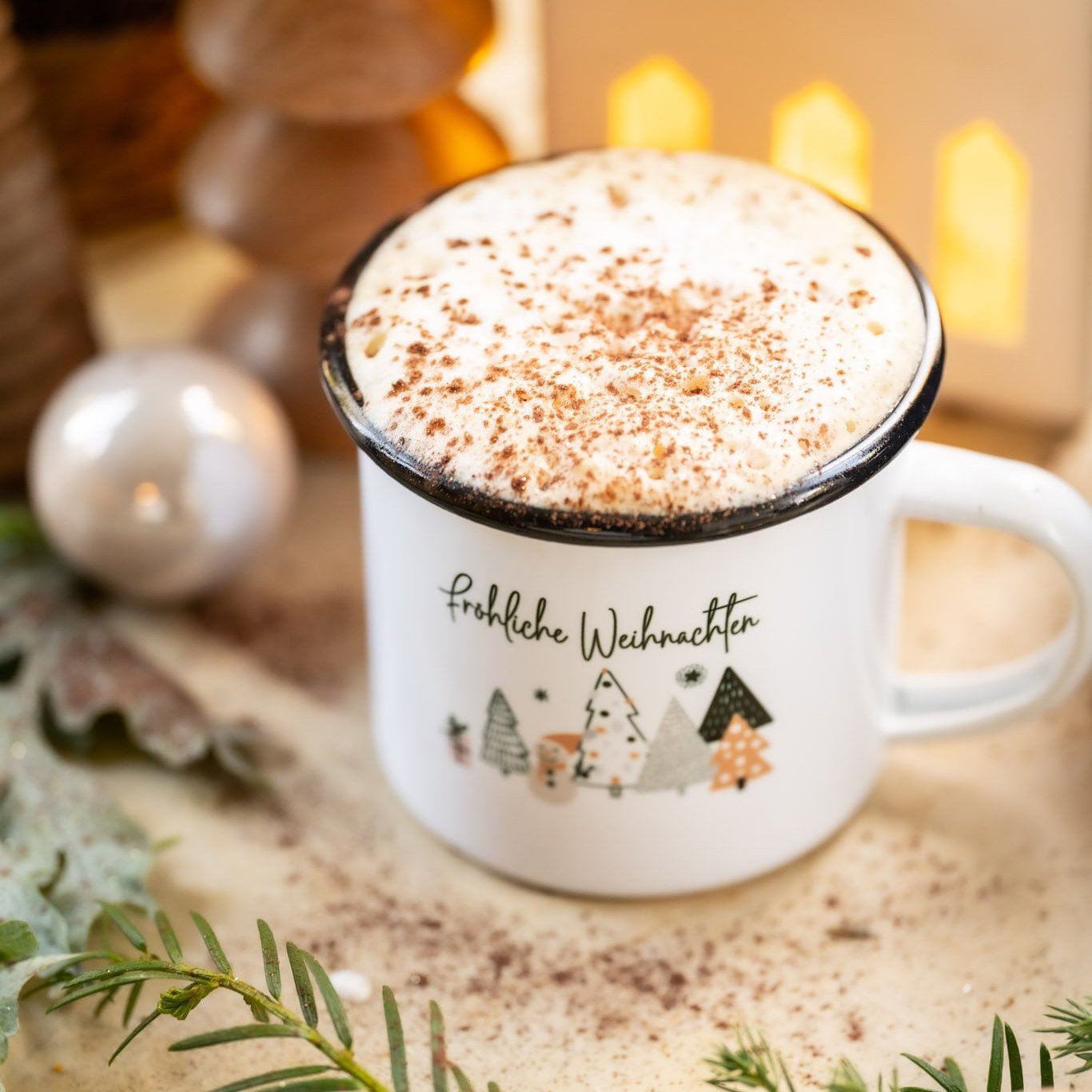 "Fröhliche Weihnachten" Keramik / Emaille Tasse