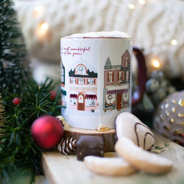 Tasse aus Keramik „its the most wonderful  time of the year“ weiß Innenfarbe und Henkel Petrol- oder Beerenton