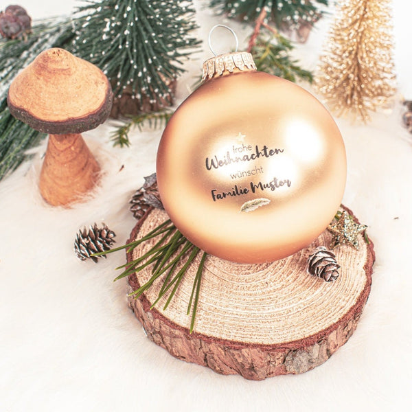 Christbaumkugel, Weihnachtskugel mit Personalisierung, hochwertiger UV Druck, matt weiß mit Wunschname, frohe Weihnachten