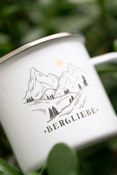 Emailletasse "Bergliebe" mit Wunschname