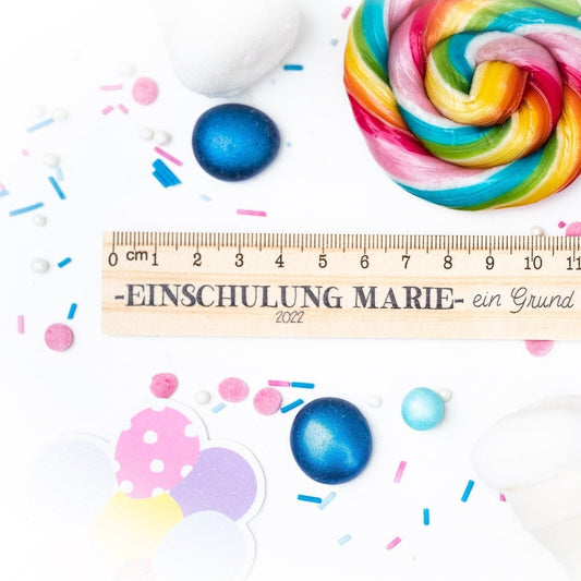 Lineal "Einschulung" aus Holz und Wunschname
