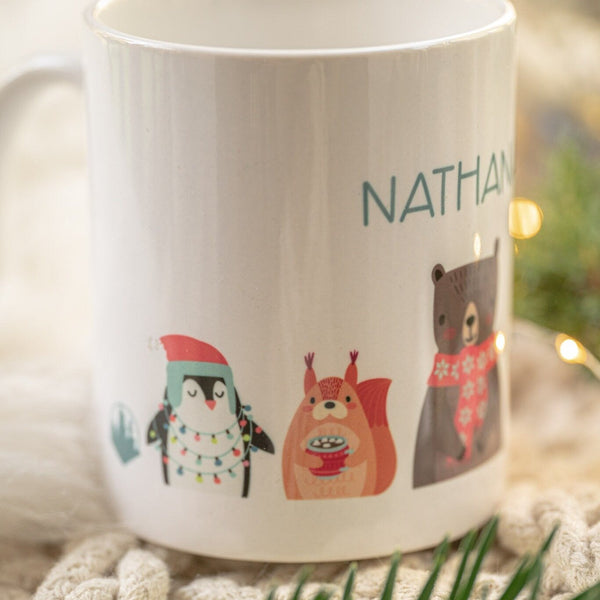 Tasse aus Keramik weiß mit Weihnachtstieren und Wunschname