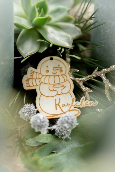 „Schneemann Karlchen“ Weihnachtsbaumanhänger mit deinem Wunschnamen