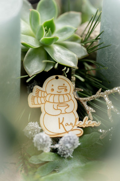 „Schneemann Karlchen“ Weihnachtsbaumanhänger mit deinem Wunschnamen