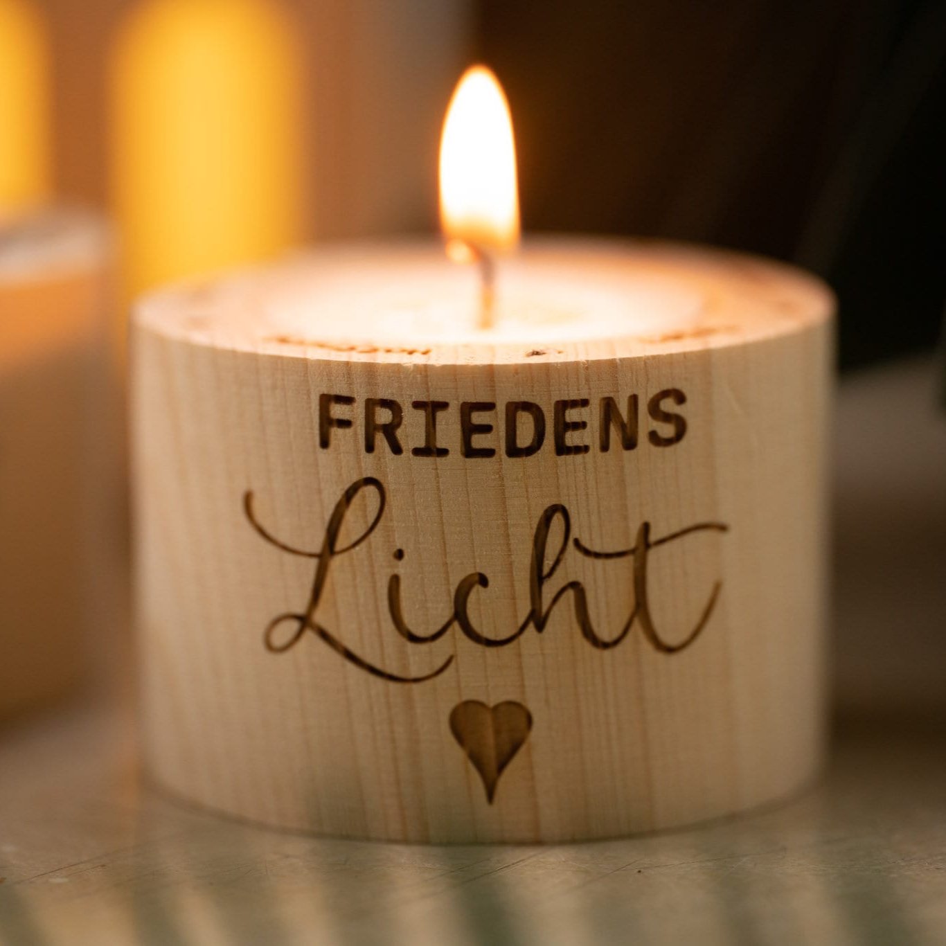 Teelichthalter aus Holz "Hoffnungslicht", "Friedenslicht", "Segenslicht"
