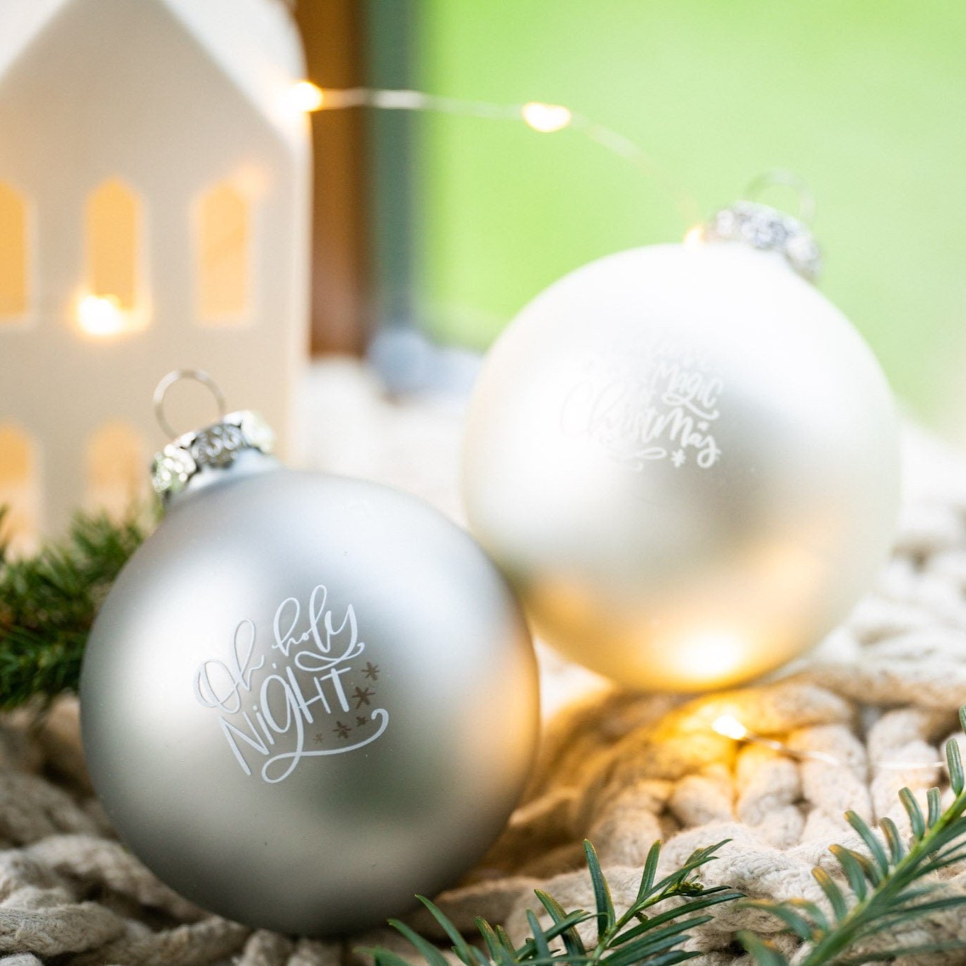 Weihnachtskugel mit Lettering "Hope" / "Joy" / "Oh holy Night"