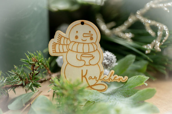 „Schneemann Karlchen“ Weihnachtsbaumanhänger mit deinem Wunschnamen