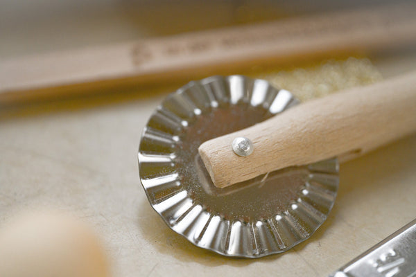 Plätzchenbackset für Kinder 4 teilig, Plätzchenrolle, Nudelholz mit deinem Wunschnamen, Geschenk für Kinder, In der Weihnachtsbäckerei