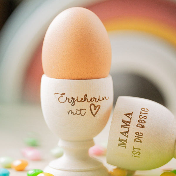 Eierbecher aus Buchenholz mit deinem Wunschnamen | zum Muttertag, Erzieherin mit Herz