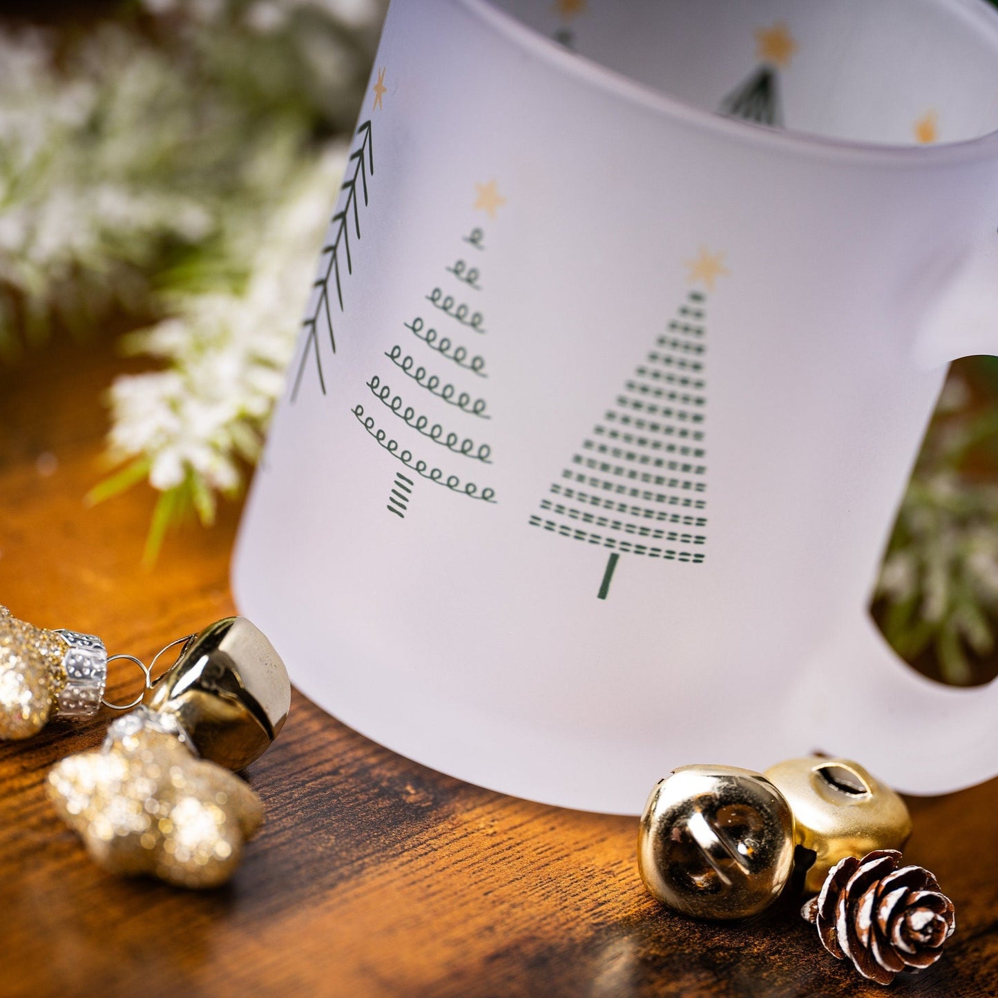 Glühwein Tasse "Weihnachtstannen" - mit Wunschname