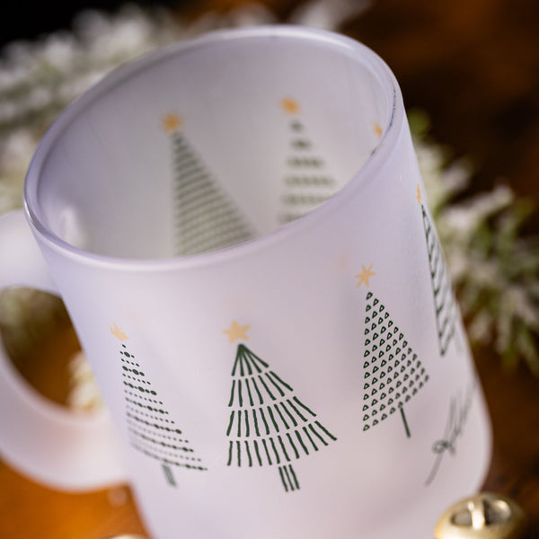 Glühweintasse "Weihnachtstannen" mit Wunschname